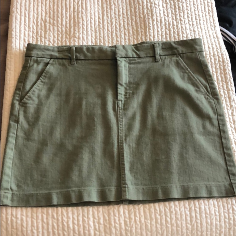 UNIQLO mini skirt, size 12